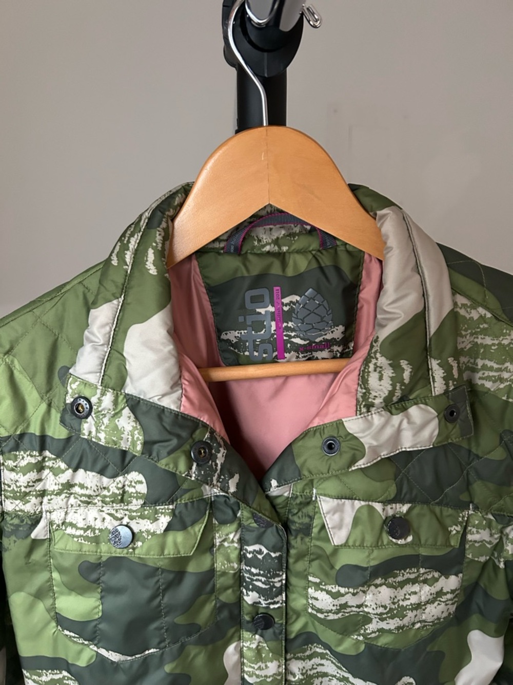 Stio Skycrest Insulated Snap Puffer Shirt Jacket Shacket - Picture 4 of 9